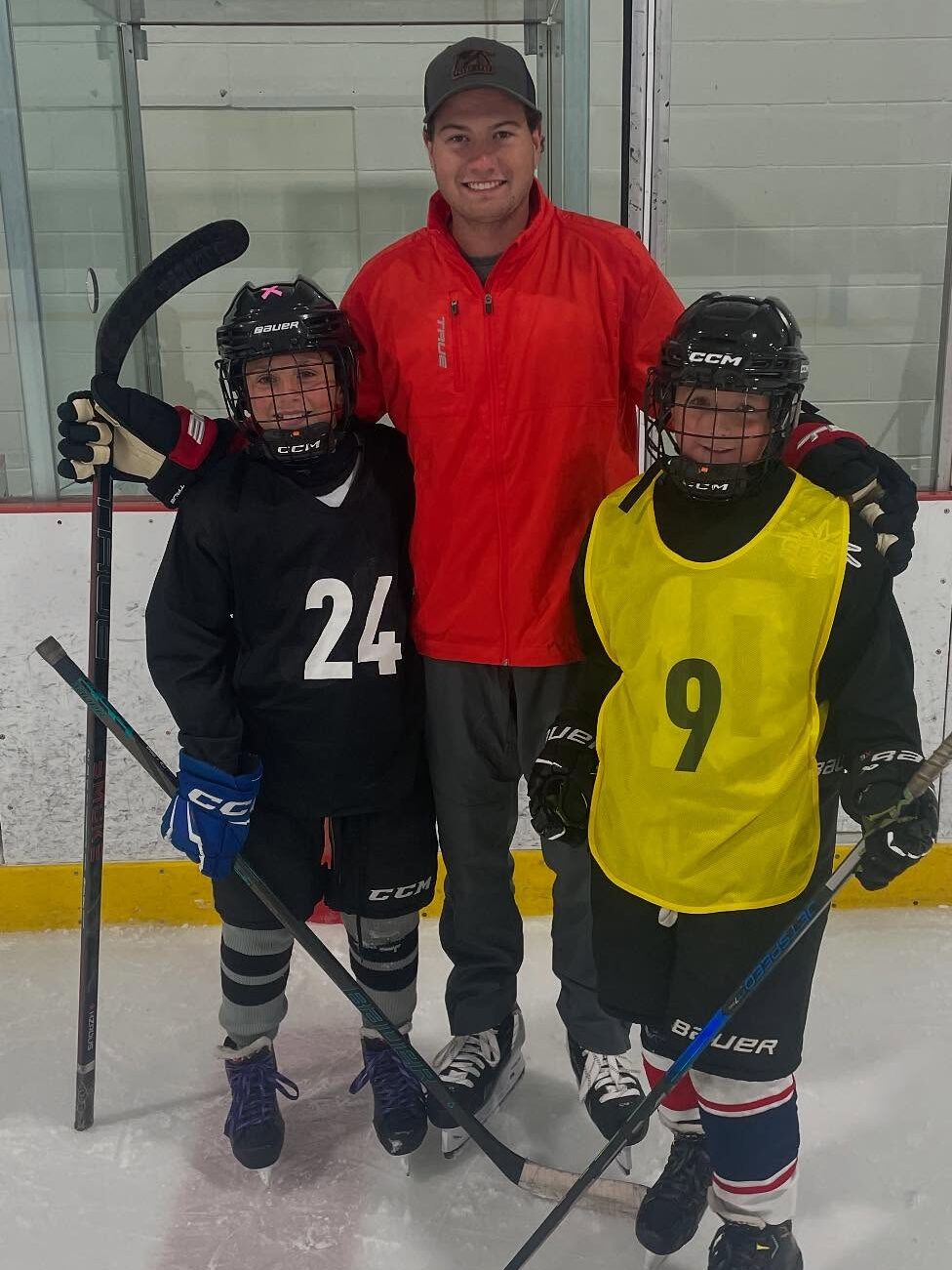 coachKyle2 - Fresh Legs Hockey School